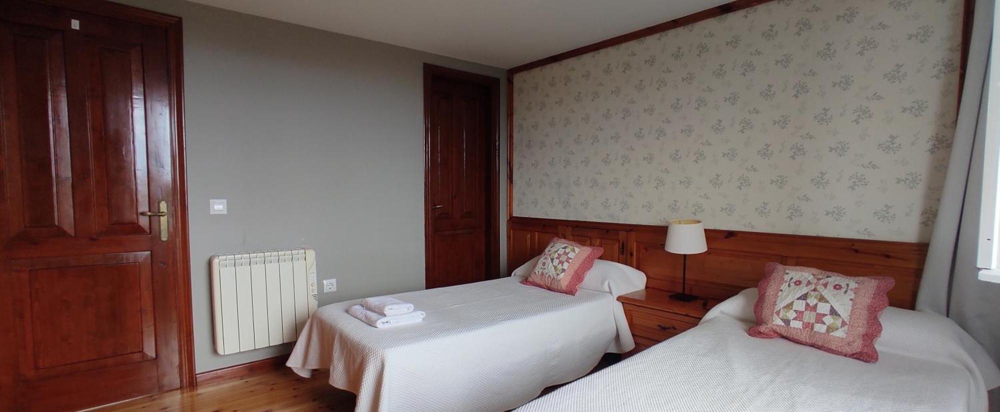 Apartamentos El Jornu 라네스 외부 사진